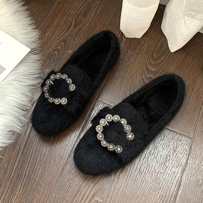 Női pehely alkalmi cipő fém csattal fekete és bézs színben - két modell