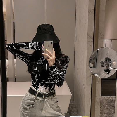 Modern női testhezálló blúz három színben mintázattal