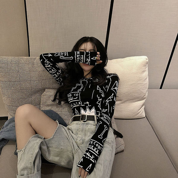 Modern női testhezálló blúz három színben mintázattal