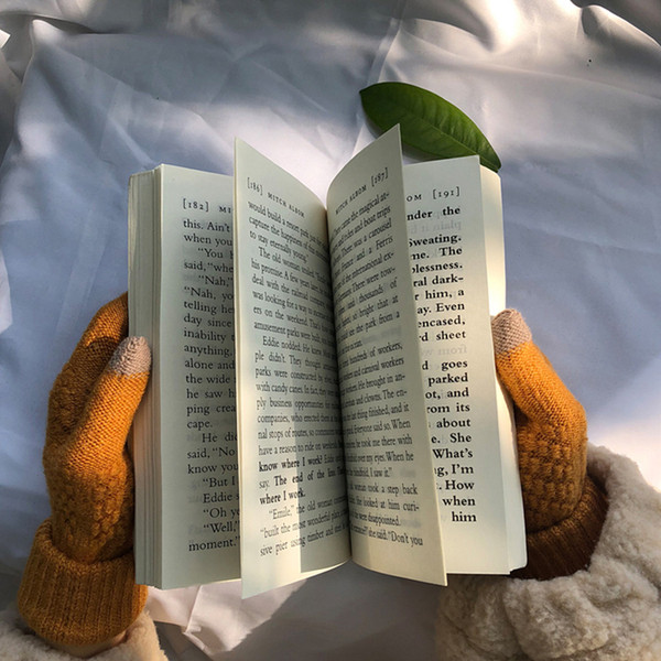 Női téli kötött kesztyű szürke, bézs, barna és fekete színben