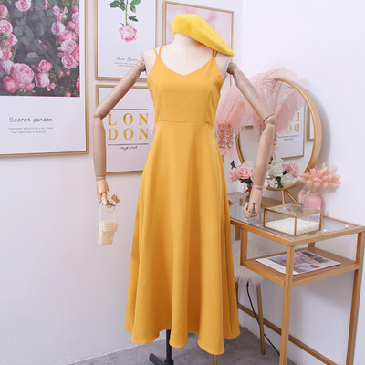 Kivágott modell női ruha vékony pántokkal sárga, narancssárga, piros, zöld, fekete és fehér színben