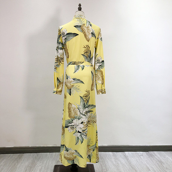 Rochie lungă de culoare galbenă cu model floral