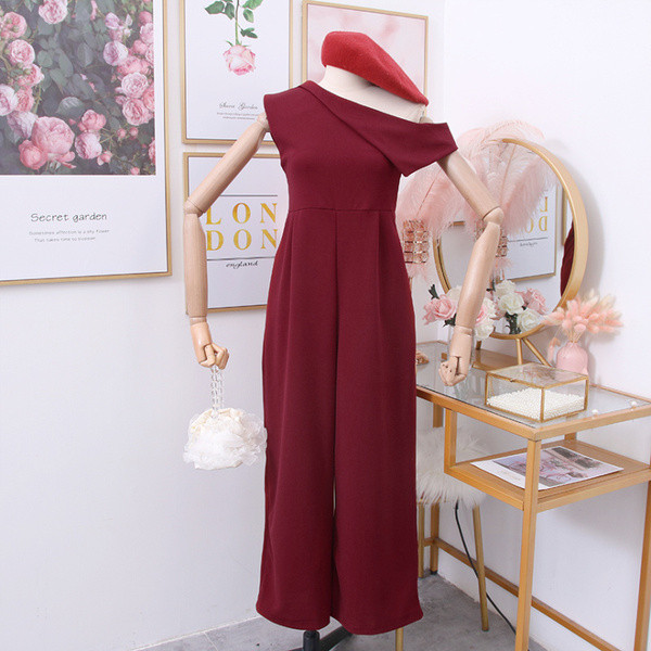 Salopeta de dama cu umerii goi - in mai multe culori