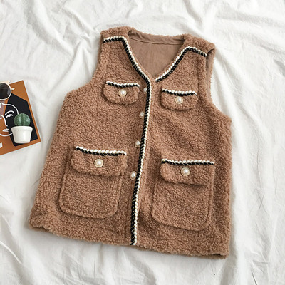 Modern női mellény három színben V-nyakkal és zsebekkel