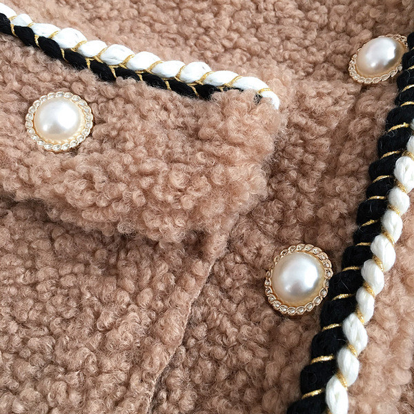 Modern női mellény három színben V-nyakkal és zsebekkel