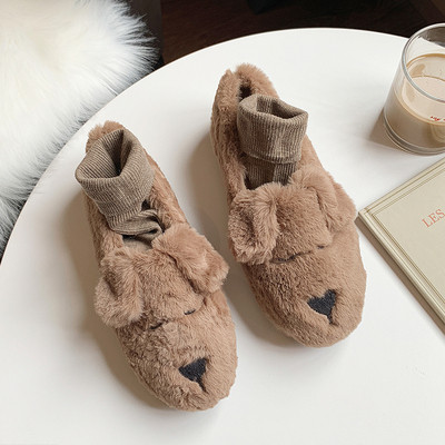 Női pehelypapucs 3D elemmel, fehér, fekete és barna színben