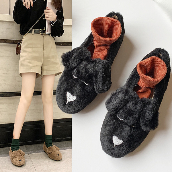 Női pehelypapucs 3D elemmel, fehér, fekete és barna színben