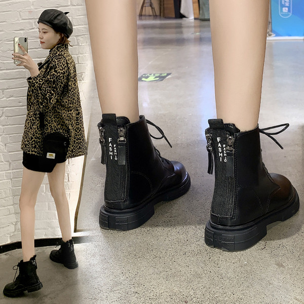 Cizme de dama toamna-iarna cu talpa plata din piele ecologica de culoare neagra