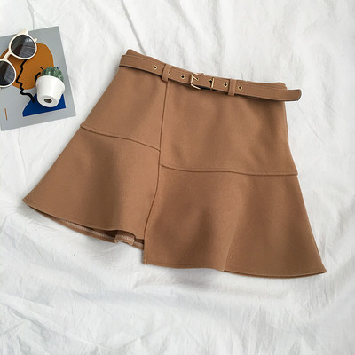 Női szoknya szabású modell három színben, magas derékkal