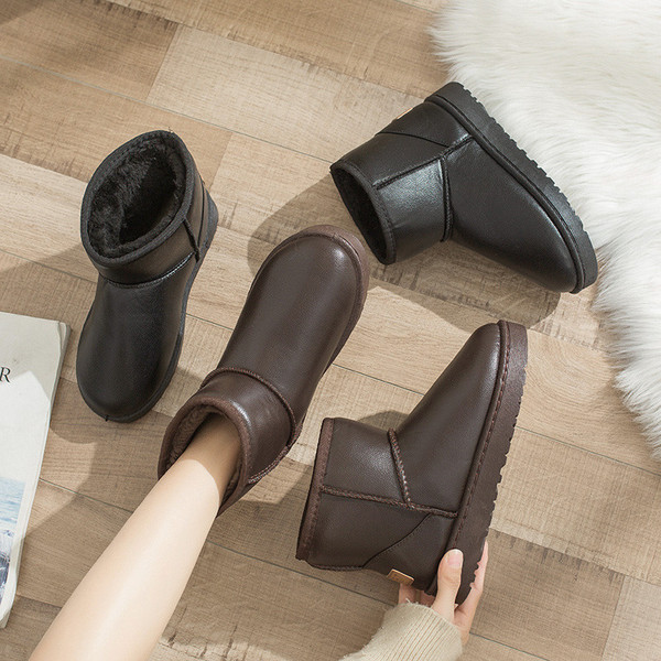 Női őszi-téli csizma puha műbőr béléssel, fekete és barna színben