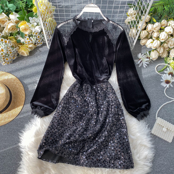 Rochie de dama din catifea cu paiete in negru