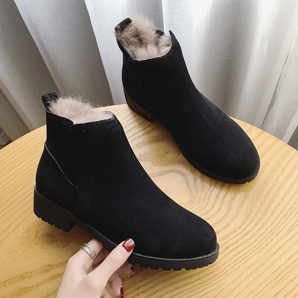 Női őszi-téli csizma puha béléssel, fekete és barna színben