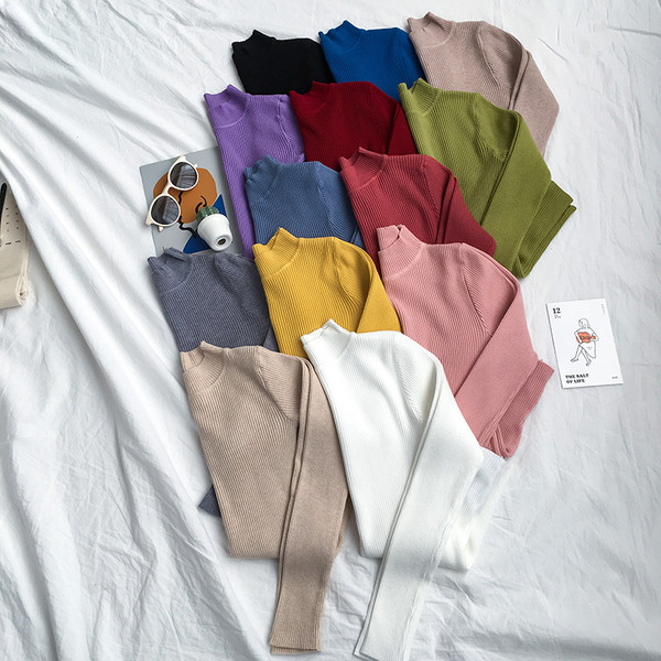 Bluza de dama in mai multe culori cu guler inalt si maneci lungi