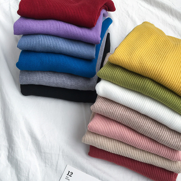 Bluza de dama in mai multe culori cu guler inalt si maneci lungi