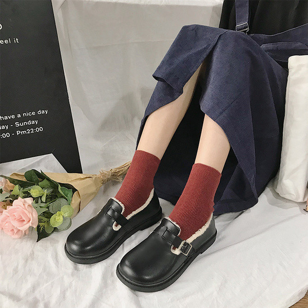 Papuci dama toamna-iarna cu captuseala moale si talpa plata