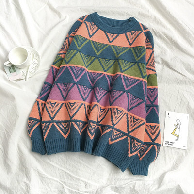 Színes női pulóver három színben, ovális nyakkivágással