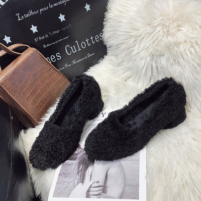 Női őszi pehelycipő sarokkal, fehér, fekete és rózsaszín