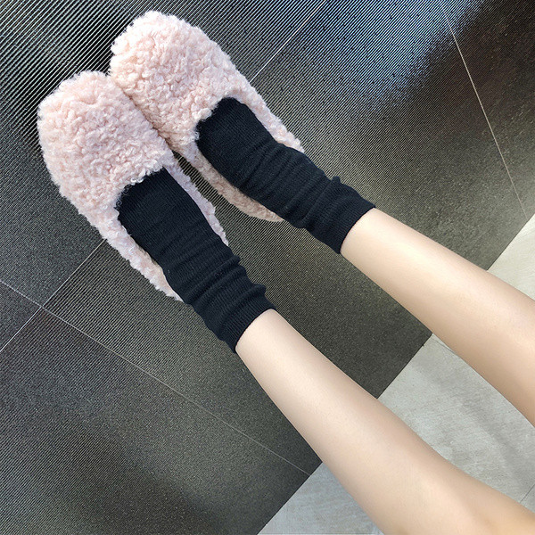 Női őszi pehelycipő sarokkal, fehér, fekete és rózsaszín