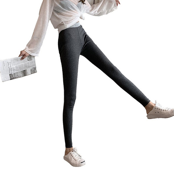 Ежедневен дамски клин в три цвята с лъскав ефект и висока талия