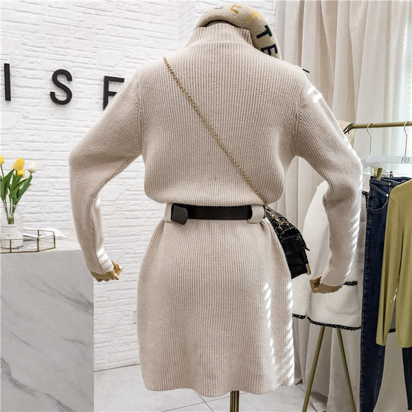 Női kötött ruha polo gallérral, övvel és zsebekkel több színben