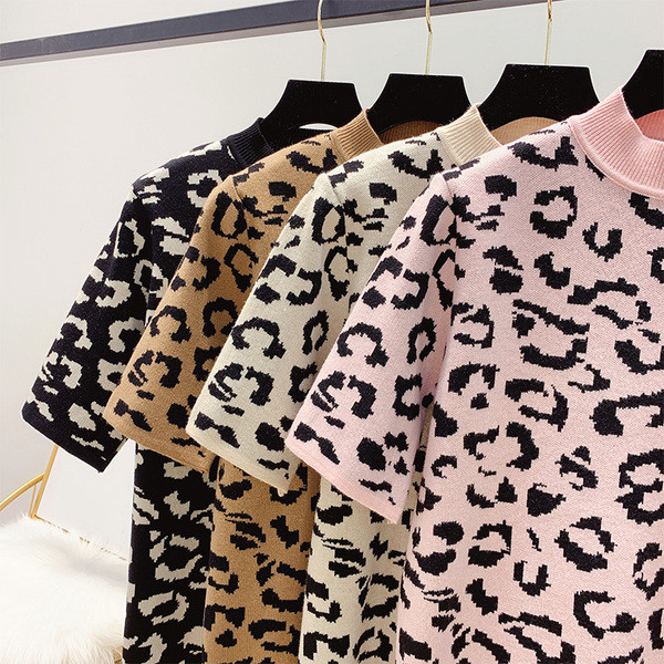 Pulover de dama cu maneci scurte si model leopard