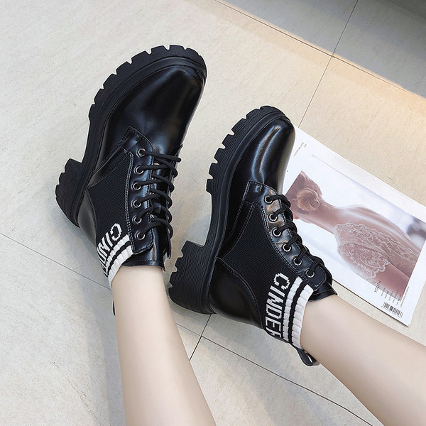 Cizme de dama cu talpa aspra din piele ecologica si material textil