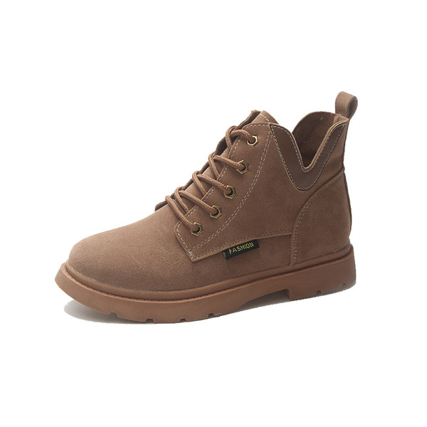 Öko velúrból készült női alkalmi csizma bézs, barna és fekete fűzővel