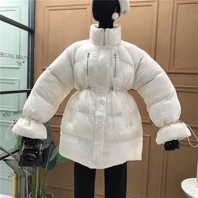 Geaca de iarna de dama cu guler polo inalt si fermoar in alb si negru