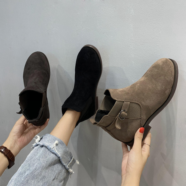 Cizme de dama din piele intoarsa ecologica cu catarama in culorile gri, bej si negru