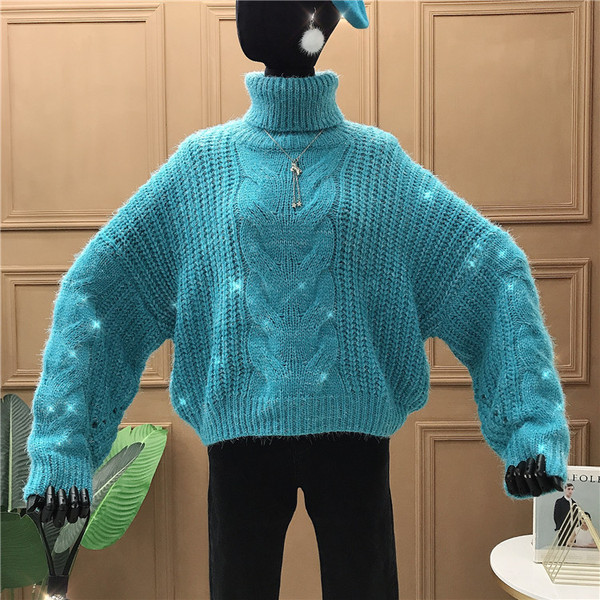 Pulover de dama tricotat cu guler inalt si maneci late in mai multe culori