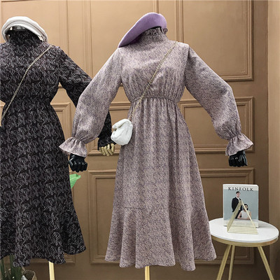 Rochie de dama model decupata cu nasturi si guler polo in mai multe culori