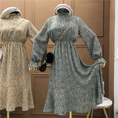 Rochie de dama model decupata cu nasturi si guler polo in mai multe culori