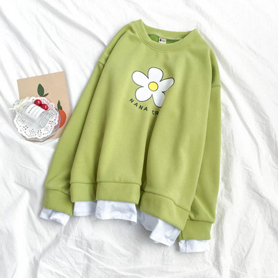 Alkalmi női blúz ovális nyakkivágással és rátéttel, három színben