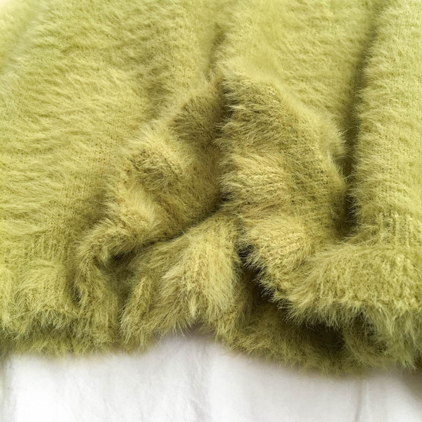 Női pulóver három színben széles modell félmagas gallérral