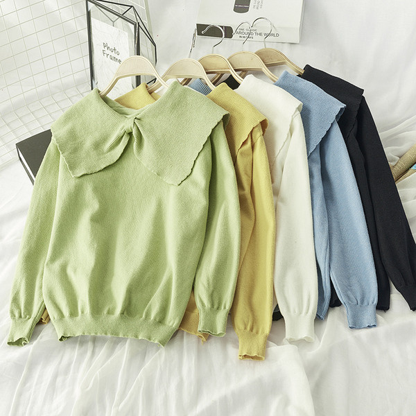 Bluză de toamnă de damă cu decolteu spitz în mai multe culori diferite