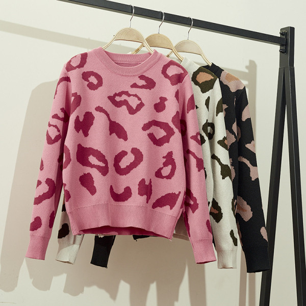 Női őszi-téli pulóver jobb és kerek nyakkivágással