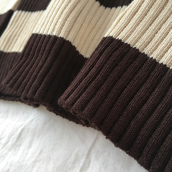 Női csíkos pulóver négy színben polo gallérral és hosszú ujjal