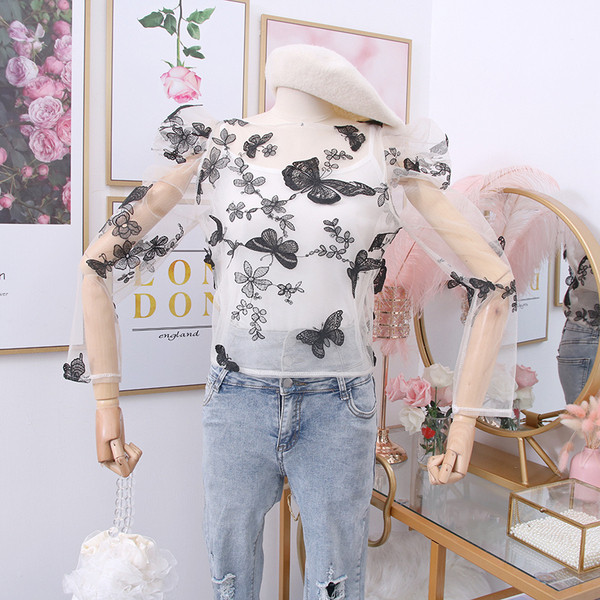 Bluză de damă modernă cu broderie - în mai multe culori