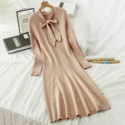 Őszi női hosszú ruha gallérján szalaggal - többféle színben