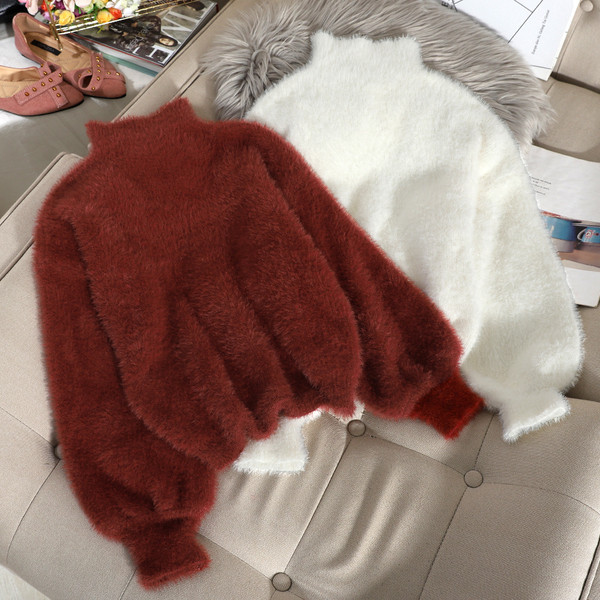 Pulover de puf de damă cu guler polo și mâneci largi