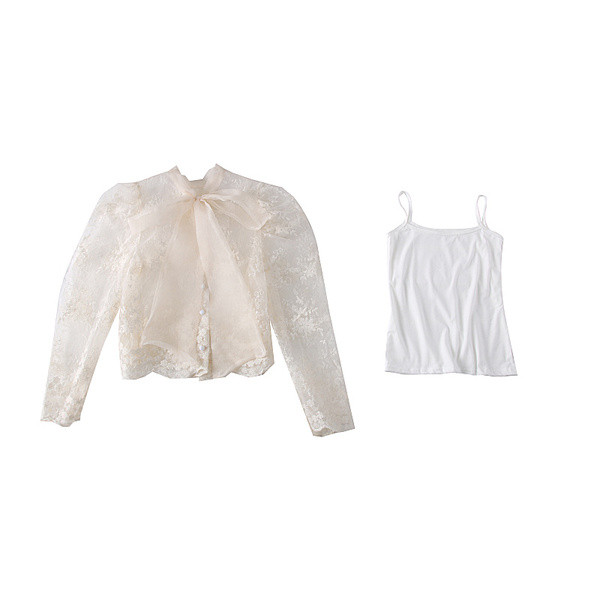 Női blúz három színben hímzéssel, gombokkal és szalaggal