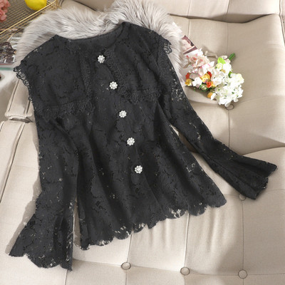 Csipke ing gombokkal és kövekkel fehér és fekete színben