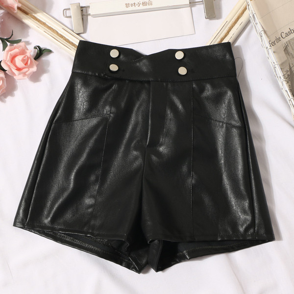 Bőr rövidnadrág négy színben, magas derékkal és gombokkal