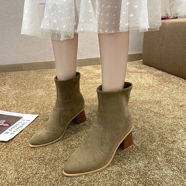 Ghete de dama moderne din piele intoarsa eco model ascutit