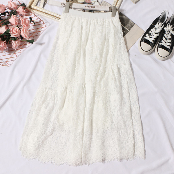 Fusta dama din dantela alb si negru cu talie elastica