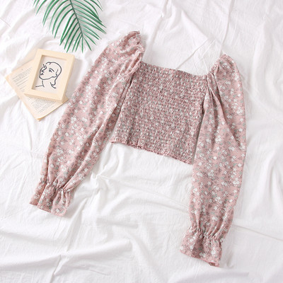 Új modell női blúz puffos ujjakkal, virágos motívumokkal