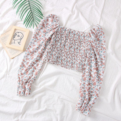 Új modell női blúz puffos ujjakkal, virágos motívumokkal