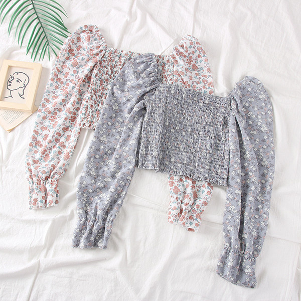 Új modell női blúz puffos ujjakkal, virágos motívumokkal