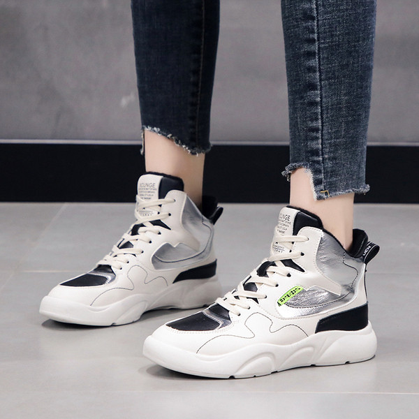 Női sport és mindennapi magas szárú tornacipők fűzővel