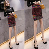 Modern női szoknya magas derékkal és mintával - Karcsú modell